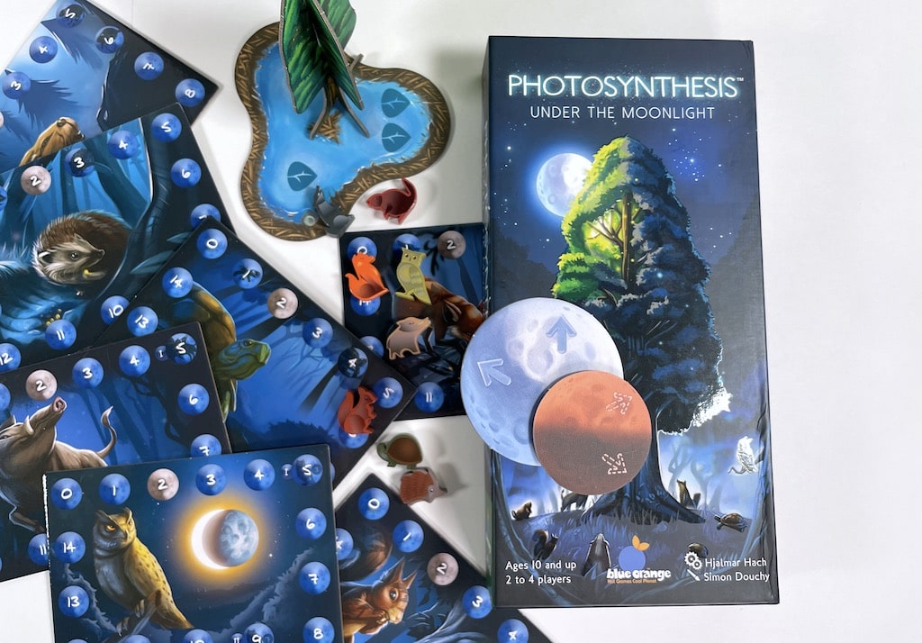 Blue Orange , Photosynthesis: Under the Moonlight Expansion , Board Game , Ages 8+ , 2-4 Players , 30 Minutes Playing Time